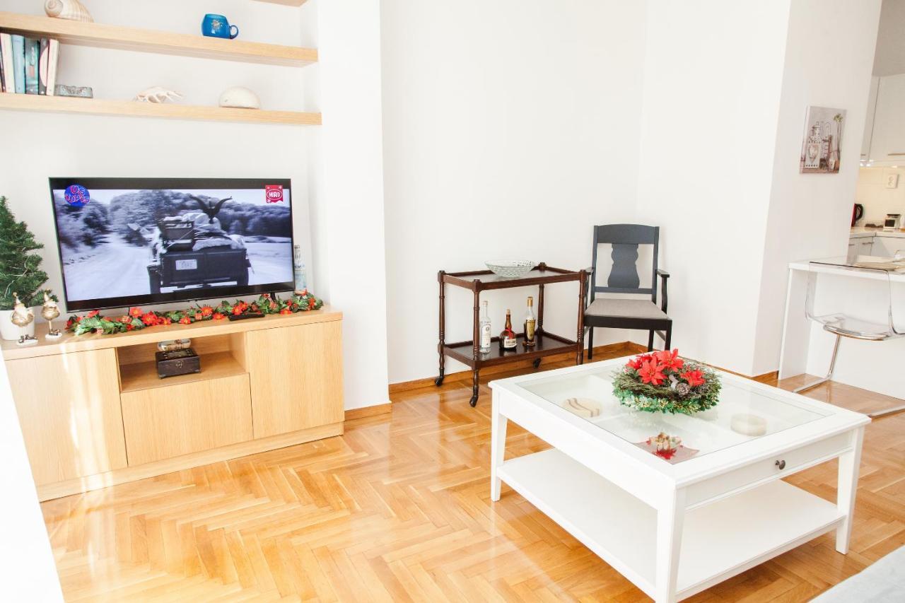 شقة Cozy Apt With Lycabettus View! أثينا المظهر الخارجي الصورة